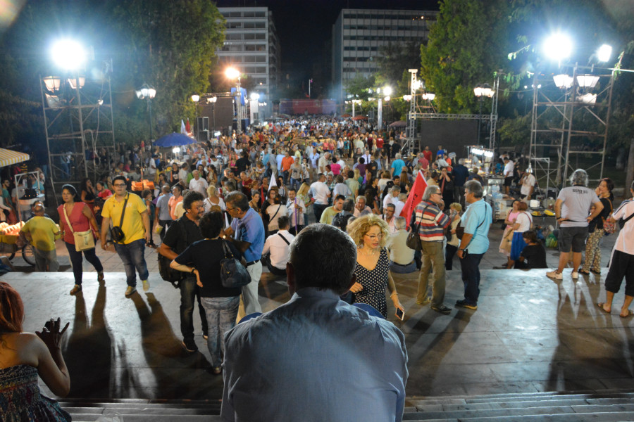 SYRIZAElectionSpeech18092015008